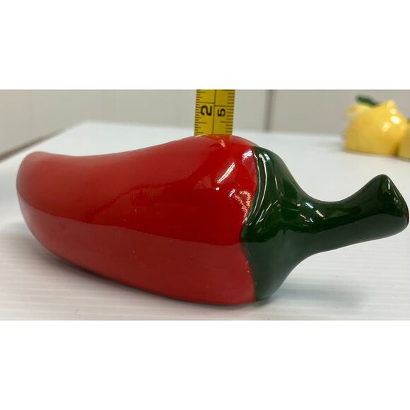 Vtg Mixed Tabasco Pepper & Eggplant Ceramic Salt & Pepper Shakers AAA3027 - Picture 8 of 11